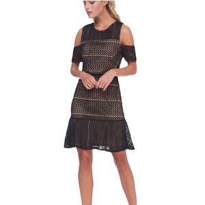 Bloomingdales Aqua Women’s Cold Shoulder Black & Nude Crochet Cocktail Dress S